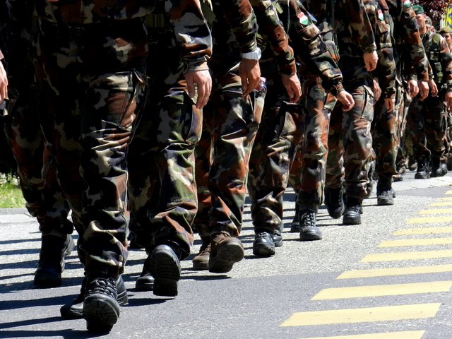 Emlékmenet a katonahősökért 2017 01